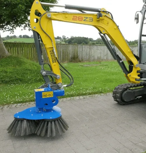 RB80 Block Paving Brush (1.5 - 8t Excavators) - Image 5