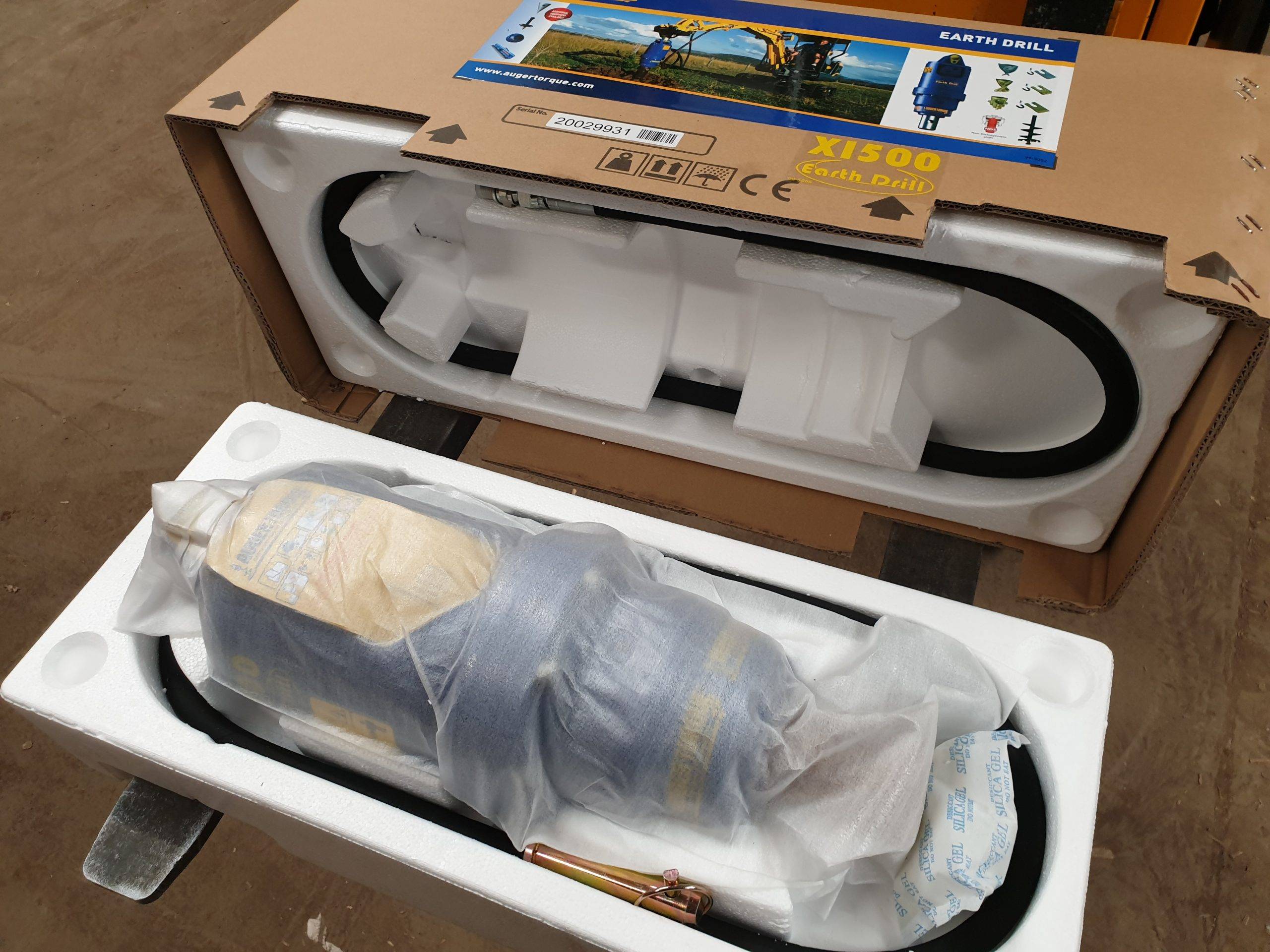 unboxing-and-setting-up-your-auger-torque-drive-unit